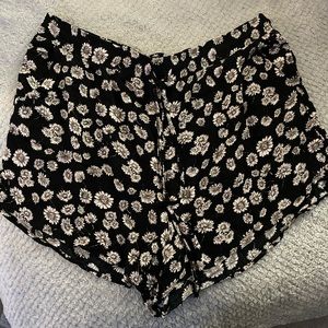 Forever 21+ plus size sunflower shorts
